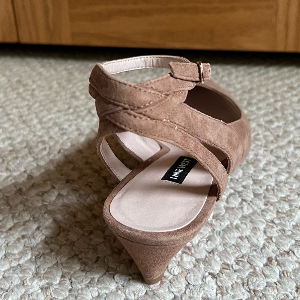 NINE WEST - Esmme Suede Wedge - Excellent Condition - Picture 6 of 13